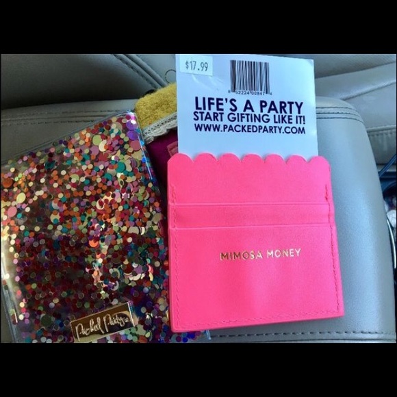 BNWT PARTY PACK PASSPORT HOLDER CARD HOLDER & MORE - Picture 5 of 8